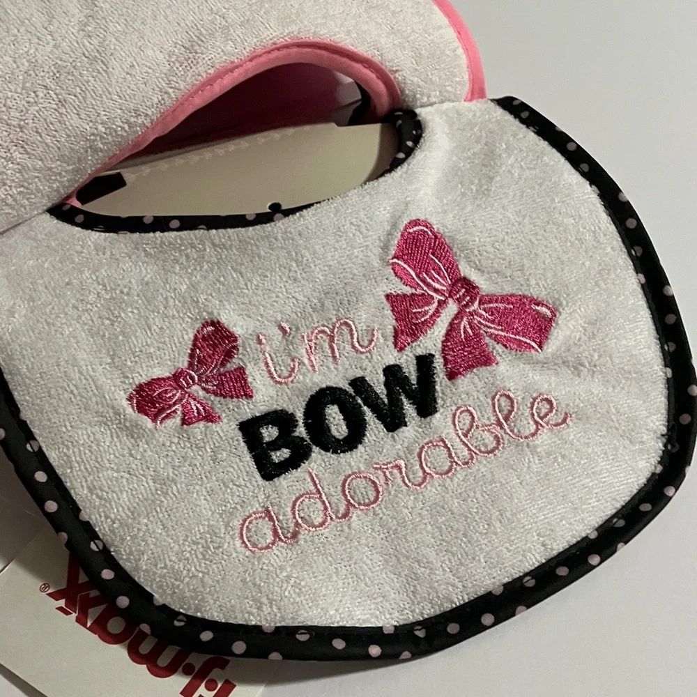 NWT Lot of 6 NEW Bibs